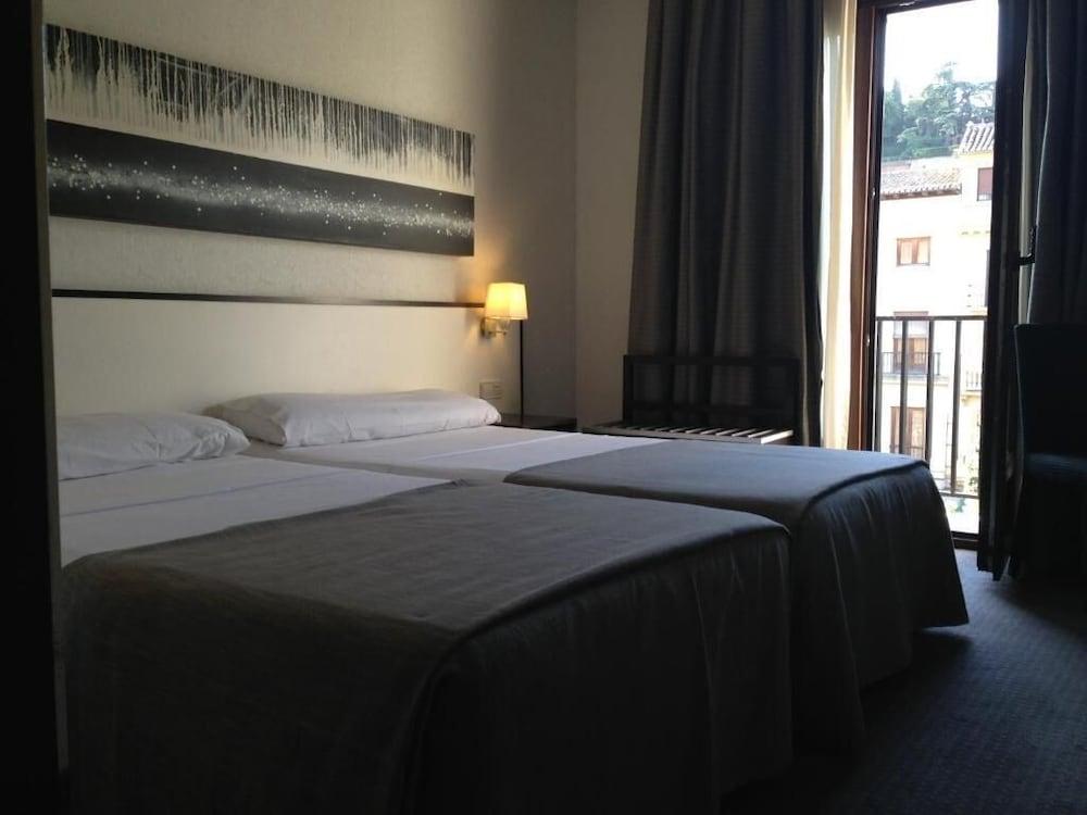 Hotel Macia Plaza Granada Exteriér fotografie