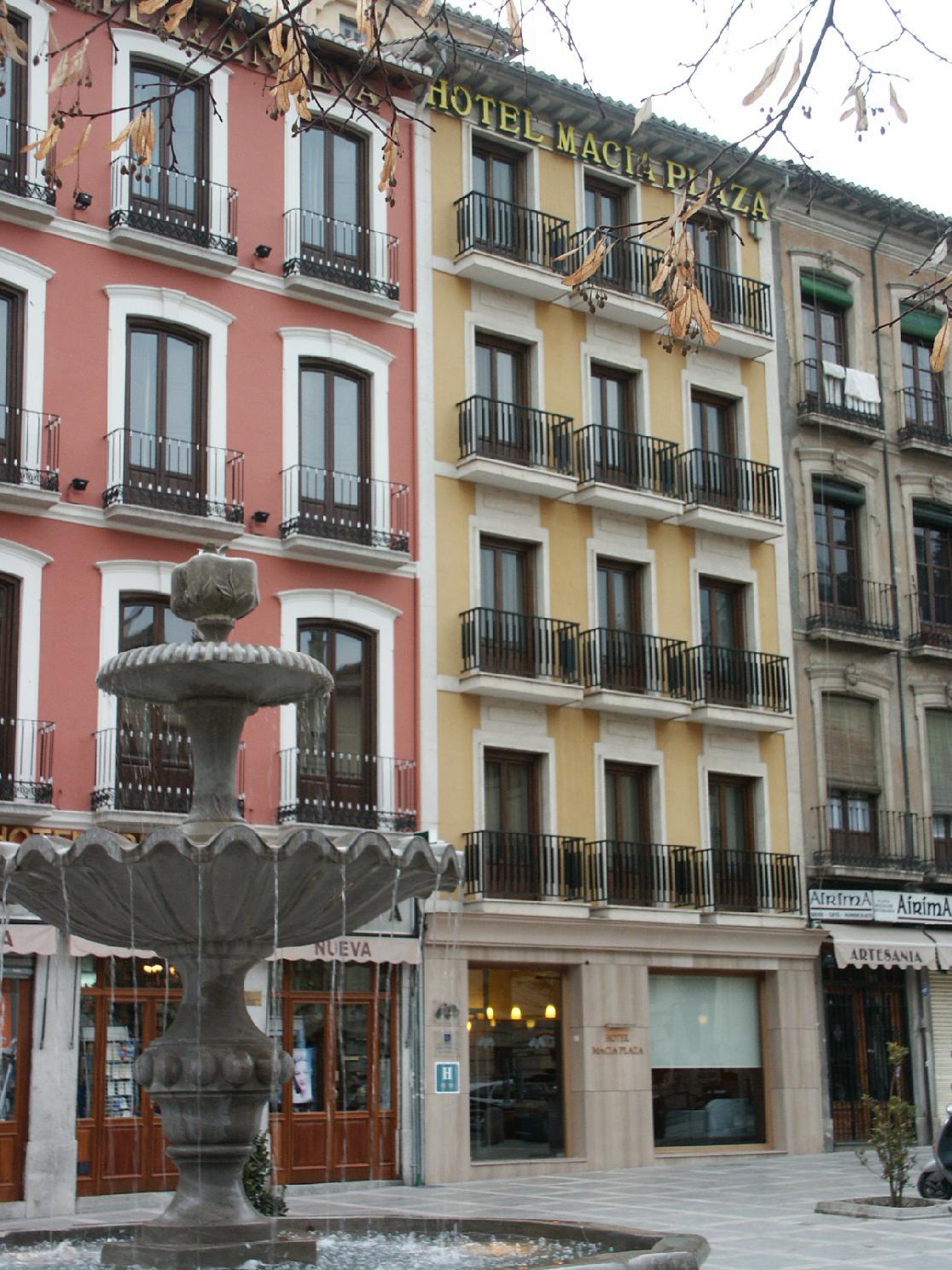 Hotel Macia Plaza Granada Exteriér fotografie